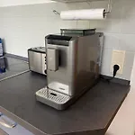 Maxi 3 Personen, Zentrale Lage, Ruhige Nebenstrasse