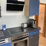 Maxi 3 Personen, Zentrale Lage, Ruhige Nebenstrasse 公寓
