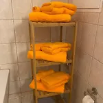 Maxi 3 Personen, Zentrale Lage, Ruhige Nebenstrasse *