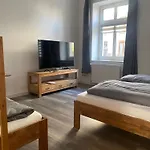 Maxi 3 Personen, Zentrale Lage, Ruhige Nebenstrasse * Dessau-Rosslau