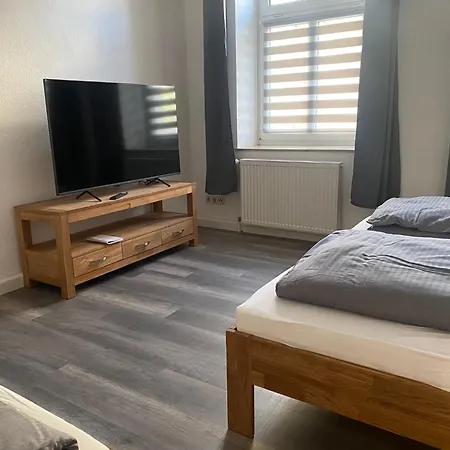 Maxi 3 Personen, Zentrale Lage, Ruhige Nebenstrasse * Dessau-Rosslau