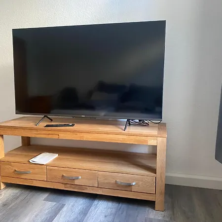 Maxi 3 Personen, Zentrale Lage, Ruhige Nebenstrasse Apartment Dessau-Rosslau