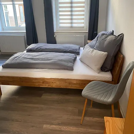 Maxi 3 Personen, Zentrale Lage, Ruhige Nebenstrasse Apartment Dessau-Rosslau