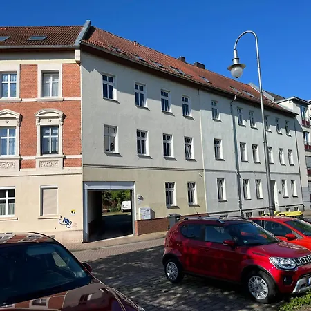 Maxi 3 Personen, Zentrale Lage, Ruhige Nebenstrasse Dessau-Rosslau