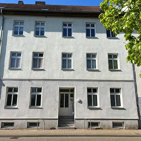 公寓 Maxi 3 Personen, Zentrale Lage, Ruhige Nebenstrasse Dessau-Rosslau