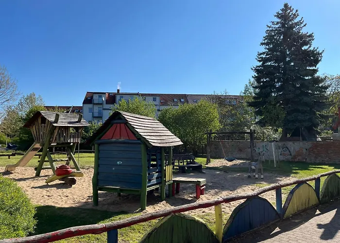 Maxi 3 Personen, Zentrale Lage, Ruhige Nebenstrasse