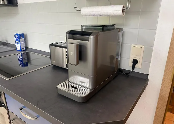 Maxi 3 Personen, Zentrale Lage, Ruhige Nebenstrasse